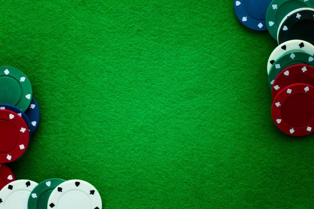 Slots game on mobile device with payment options